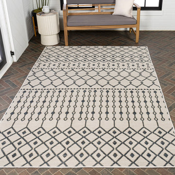 Zana Modern Geometric Moroccan Reversible Machine-Washable Indoor/Outdoor Area Rug